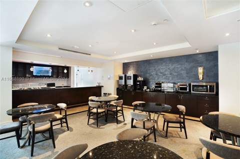 4391 Collins Ave 1502, Miami Beach FL - photo 10 of 39
