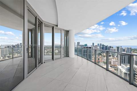 851 NE 1st Ave Ph 5412, Miami FL - photo 14 of 67