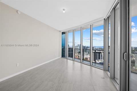 851 NE 1st Ave Ph 5412, Miami FL - photo 15 of 67