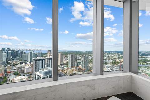 851 NE 1st Ave Ph 5412, Miami FL - photo 22 of 67