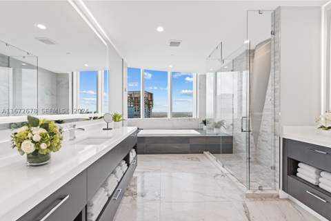 851 NE 1st Ave Ph 5402, Miami FL - photo 14 of 60