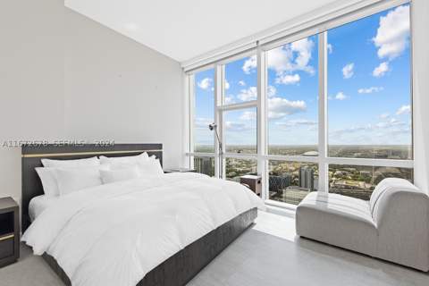 851 NE 1st Ave Ph 5402, Miami FL - photo 21 of 60