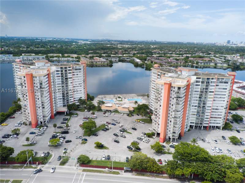 2 bedroom Condominium at 1301 NE Miami Gardens Dr 1225W, BUCKLEY TOWERS CONDO - EA, Miami — photo 1