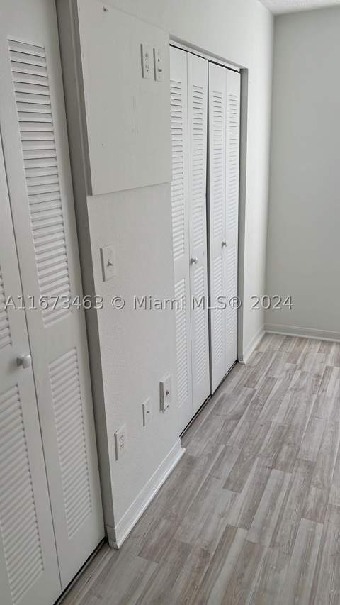 4350 NW 107th Ave 201-2, Doral FL - photo 10 of 12
