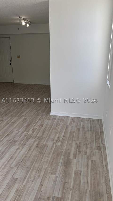 4350 NW 107th Ave 201-2, Doral FL - photo 6 of 12