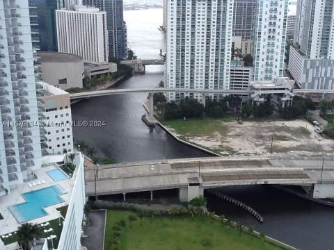90 SW 3 St 3210, Miami FL - photo 6 of 24