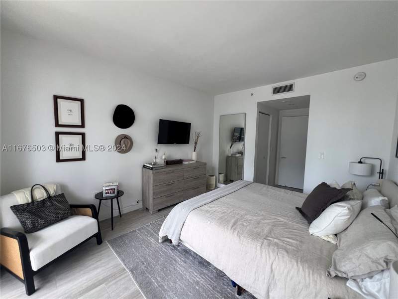 1 bedroom Condominium at 55 SW 9th St 1604, Brickell Heights West Con, Miami — photo 5