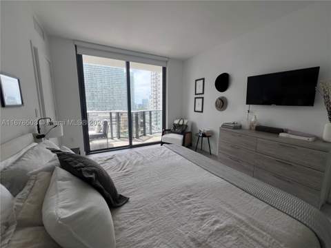 55 SW 9th St 1604, Miami FL - photo 8 of 15