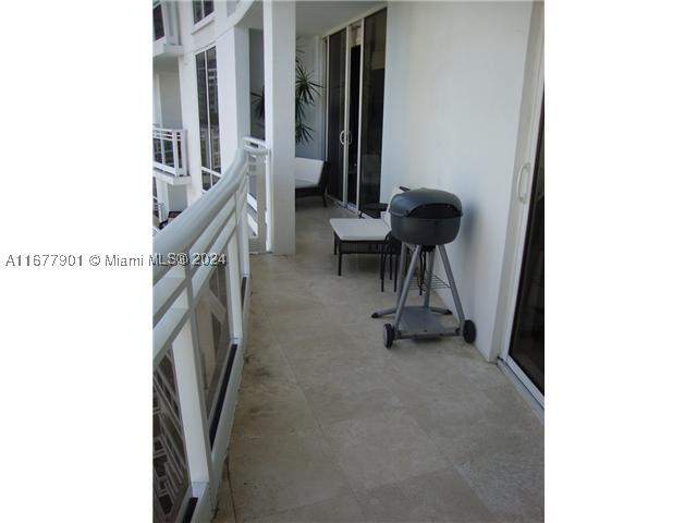 1 bedroom Condominium at 901 Brickell Key Blvd 1701, Carbonell Condo, Miami — photo 2