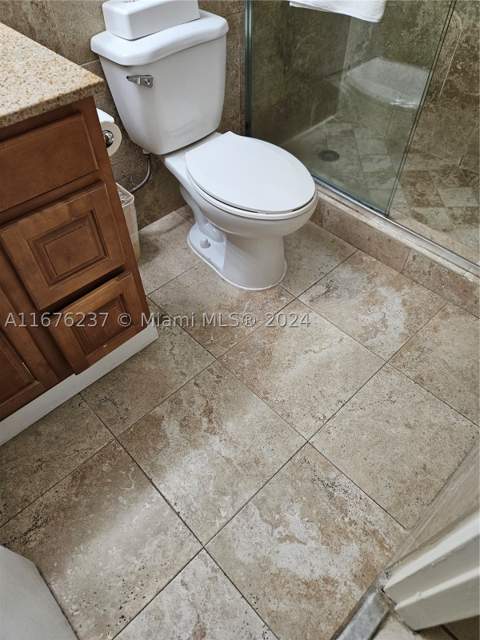 19201 Collins Ave 237, Sunny Isles Beach FL - photo 22 of 37