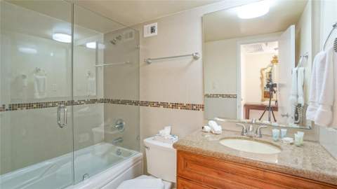 5225 Collins Avenue 1417, Miami Beach FL - photo 6 of 22