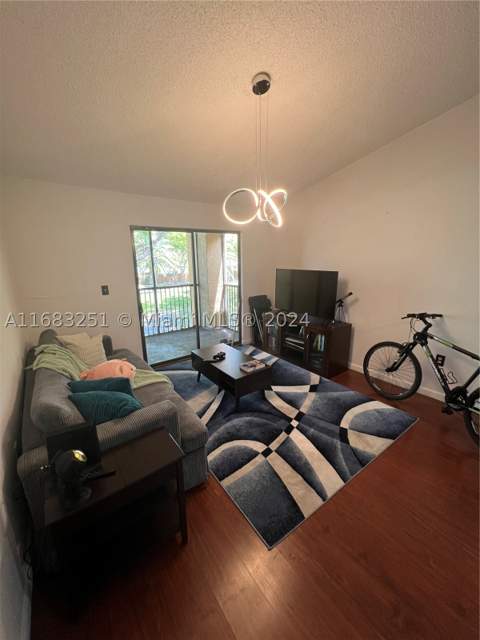 15551 SW 104th Ter 828, Miami FL - photo 11 of 12