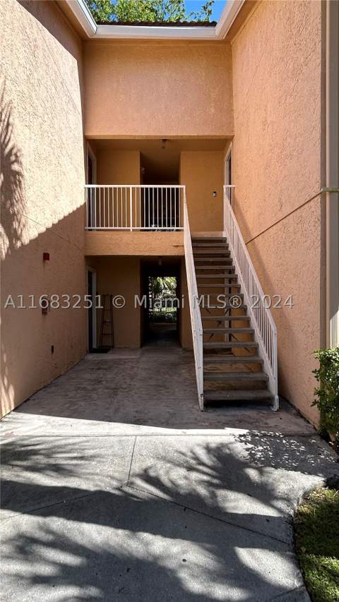 15551 SW 104th Ter 828, Miami FL - photo 7 of 12