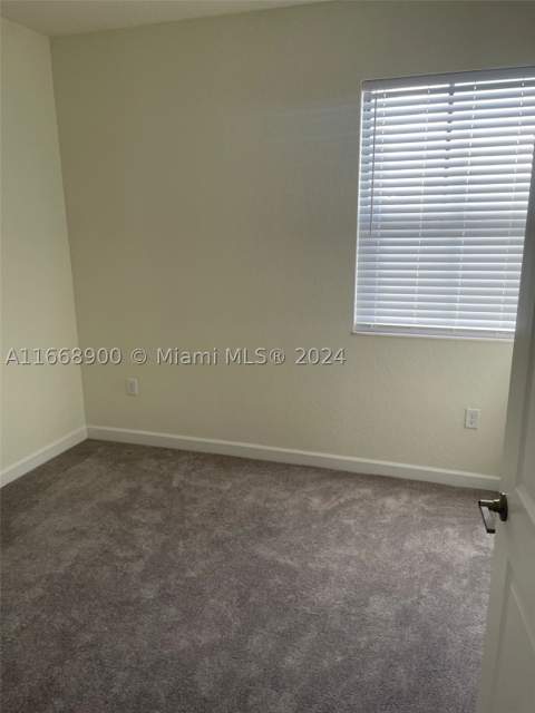 3415 W 112th Ter, Hialeah FL - photo 12 of 21