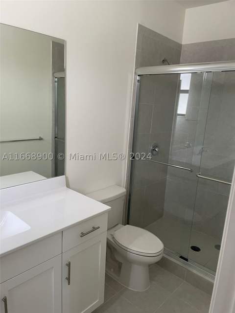 3415 W 112th Ter, Hialeah FL - photo 17 of 21
