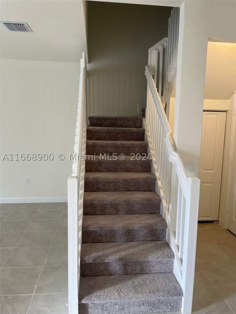 3415 W 112th Ter, Hialeah FL - photo 7 of 21
