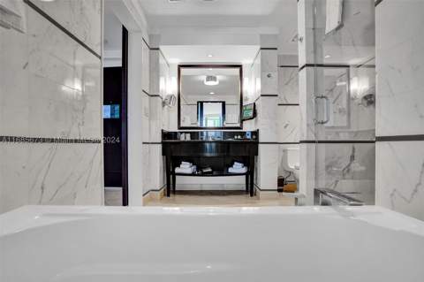 4391 Collins Ave 915, Miami Beach FL - photo 20 of 58