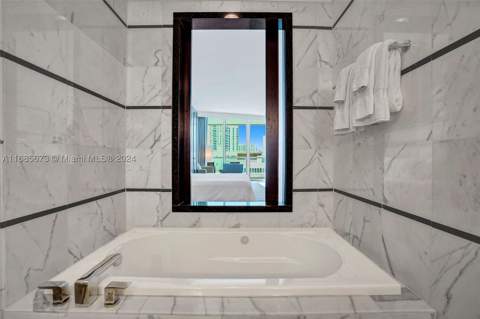 4391 Collins Ave 915, Miami Beach FL - photo 21 of 58