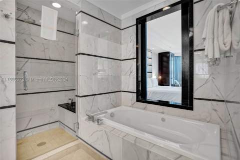 4391 Collins Ave 915, Miami Beach FL - photo 22 of 58