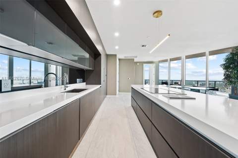 851 NE 1st Ave Ph 5112, Miami FL - photo 10 of 79