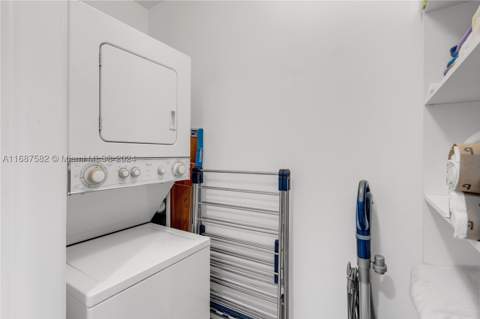 1060 Brickell Ave 409, Miami FL - photo 16 of 25