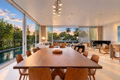 1041 W 48th St, Miami Beach FL - photo 12 of 18
