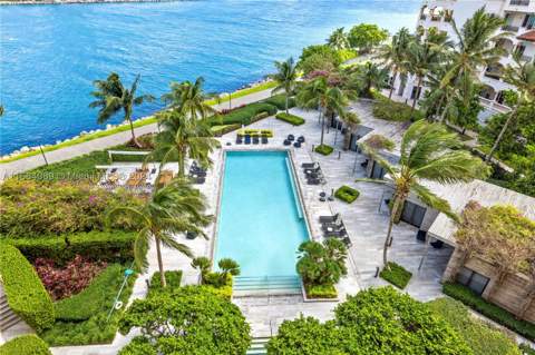 7065 Fisher Island Dr 7065, Miami Beach FL - photo 10 of 77
