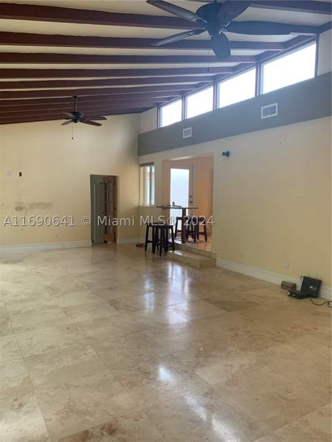 310 191st Ter, Sunny Isles Beach FL - photo 18 of 36