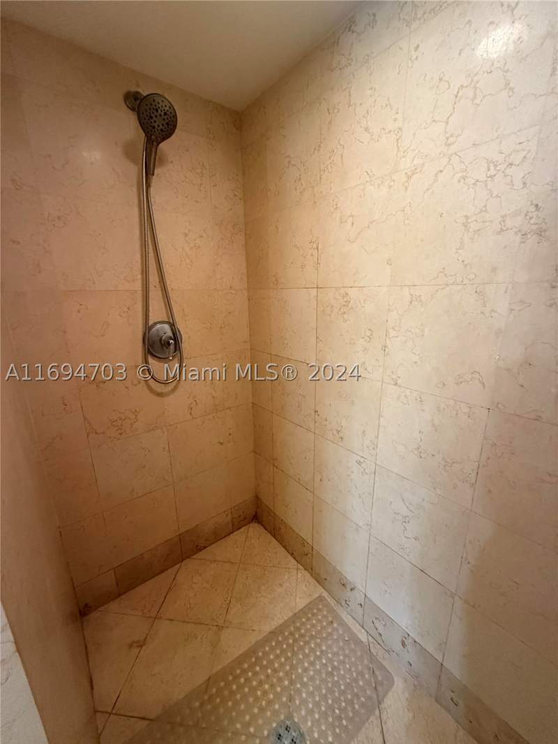 3 bedroom Condominium at 20000 E Country Club Dr 803, Turnberry Vlg No Tower Co, Aventura — photo 4