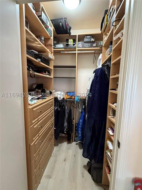20000 E Country Club Dr 803, Aventura FL - photo 8 of 27