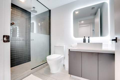 227 NE 2nd St 1705, Miami FL - photo 11 of 22