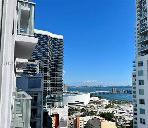 227 NE 2nd St 2613, Miami FL - photo 11 of 37