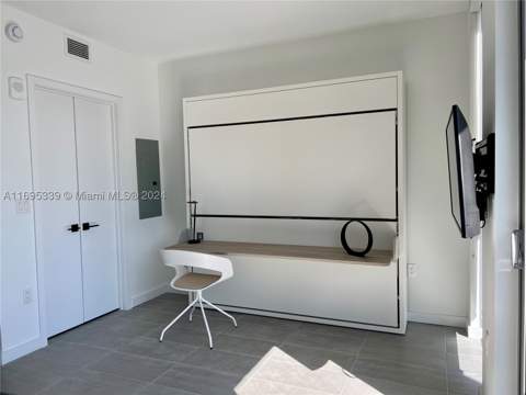 227 NE 2nd St 2613, Miami FL - photo 8 of 37