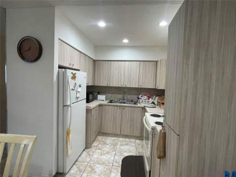 17140 NW 31st Avenue, Miami Gardens FL - photo 12 of 23