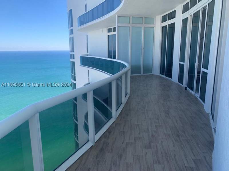 2 bedroom Condominium at 15811 Collins Ave 4203, Tdr Tower III Condo, Sunny Isles Beach — photo 2