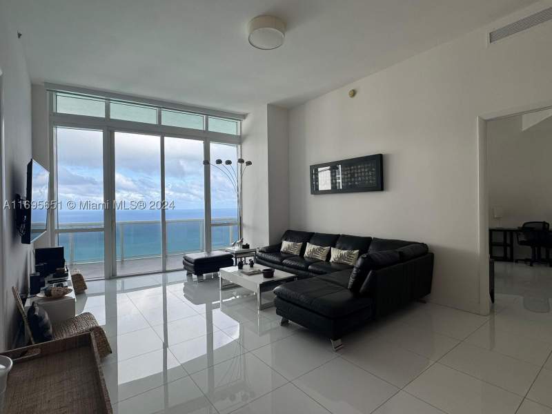 2 bedroom Condominium at 15811 Collins Ave 4203, Tdr Tower III Condo, Sunny Isles Beach — photo 4