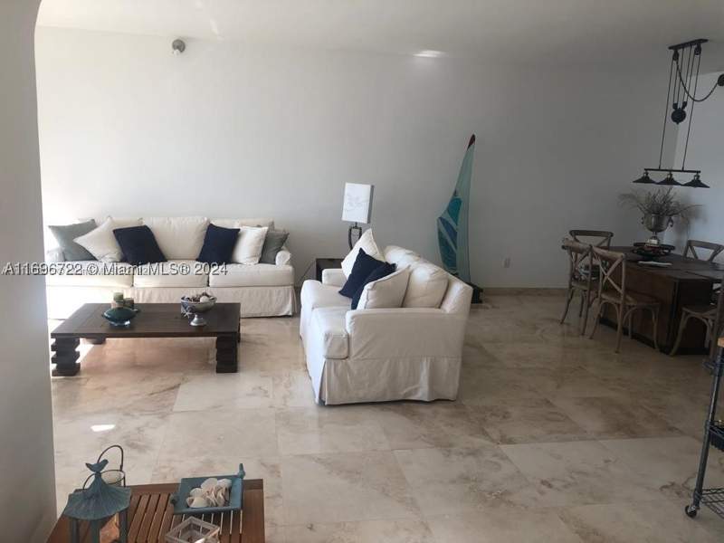 2 bedroom Condominium at 9102 W Bay Harbor 4B, Blair House Condo - West, Bay Harbor Islands — photo 4