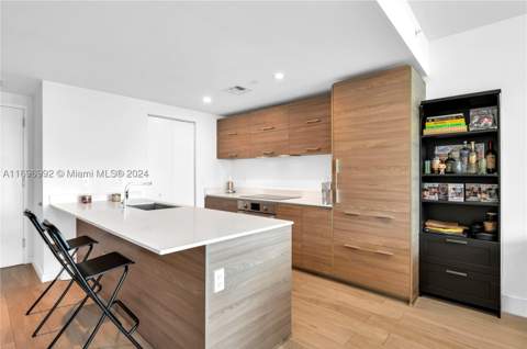 1300 S Miami Ave 3704, Miami FL - photo 11 of 42