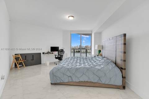 17301 Biscayne Blvd 1404, North Miami FL - photo 16 of 41