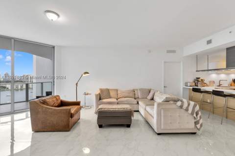 17301 Biscayne Blvd 1404, North Miami FL - photo 7 of 41