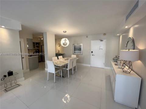 5161 Collins Ave 1403, Miami Beach FL - photo 8 of 19