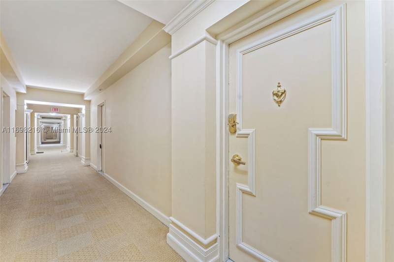 2 bedroom Condominium at 5700 Collins Ave 5B, Seacoast 5700 Condo, Miami Beach — photo 4