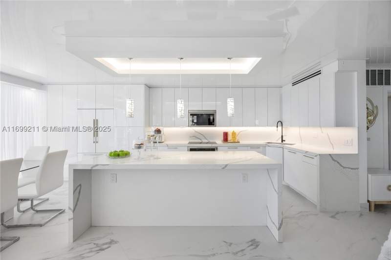 3 bedroom Condominium at 16445 Collins Ave 1126, Oceania II Condo, Sunny Isles Beach — photo 5