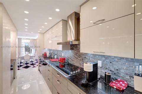 9801 W Collins Ave 5O/complete renovated, Bal Harbour FL - photo 10 of 25