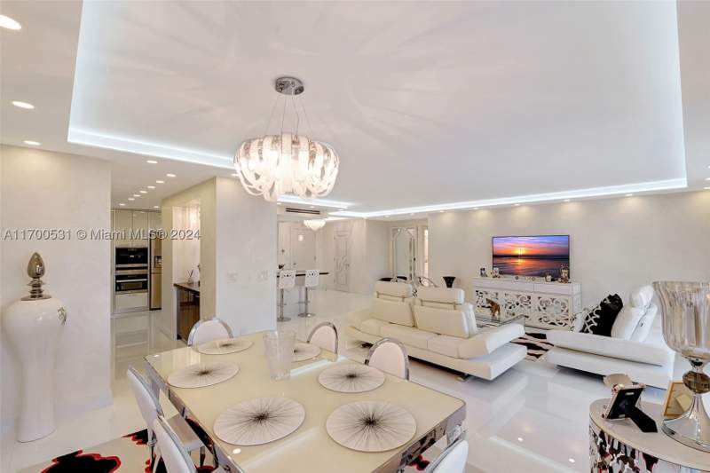 2 bedroom Condominium at 9801 W Collins Ave 5O/complete renovated, Balmoral Condo, Bal Harbour — photo 5