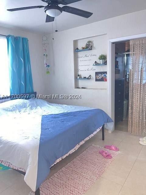 161 NW 35th St, Miami FL - photo 11 of 36
