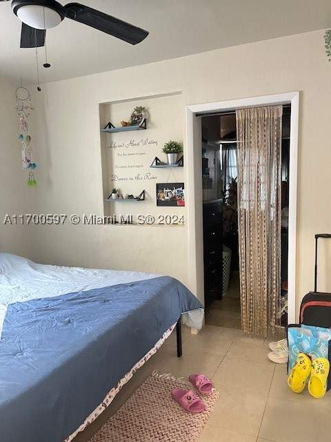 161 NW 35th St, Miami FL - photo 13 of 36