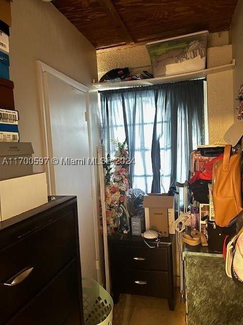 161 NW 35th St, Miami FL - photo 14 of 36