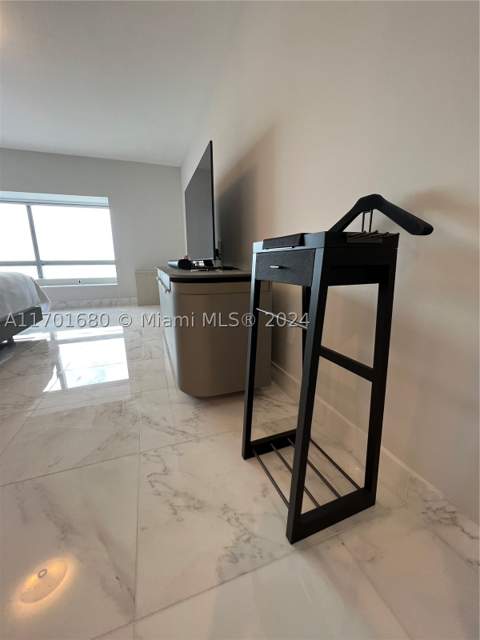 1435 Brickell Ave 3307, Miami FL - photo 12 of 77