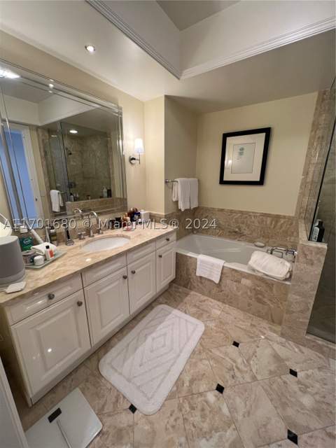 1435 Brickell Ave 3307, Miami FL - photo 22 of 77